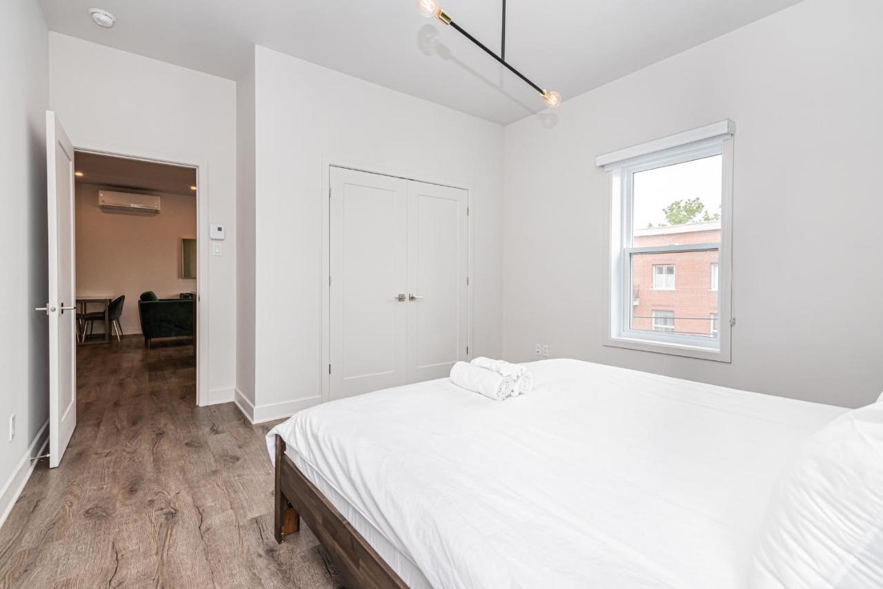 2 Bedroom Luxury In The Mile End By Den Stays Montréal Kültér fotó