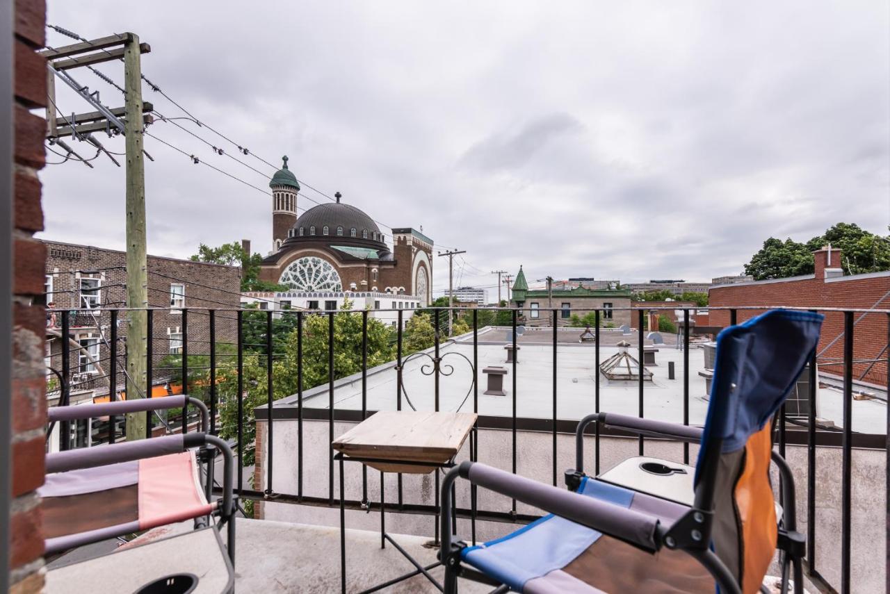 2 Bedroom Luxury In The Mile End By Den Stays Montréal Kültér fotó